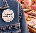 Badge Création originale PowM – "L'humanité universelle"