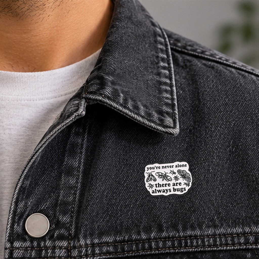 You're Never Alone — veste