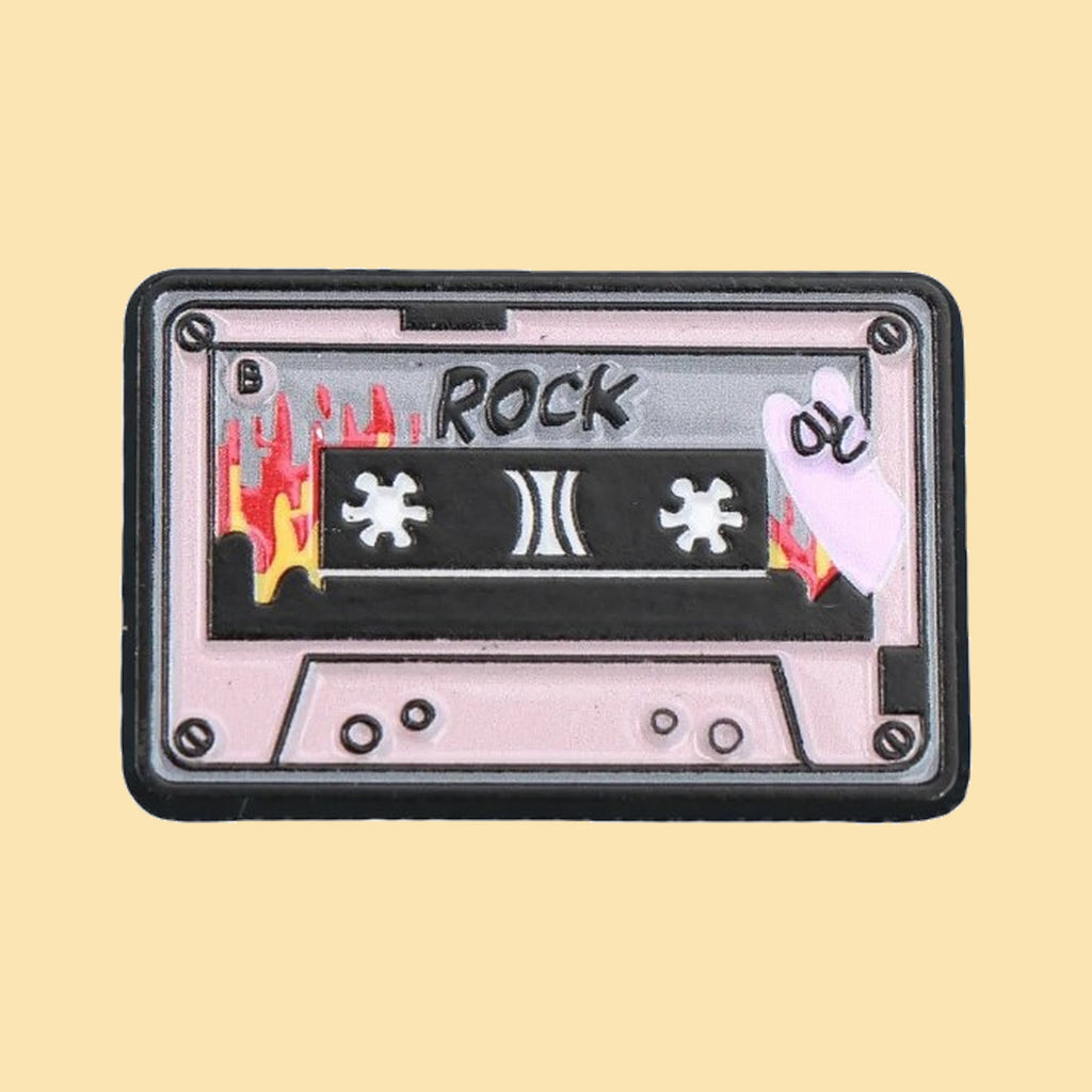 Banana Rock Pin — fond