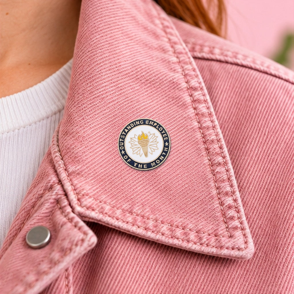 Pin 'Outstanding Employee of the Month' — veste