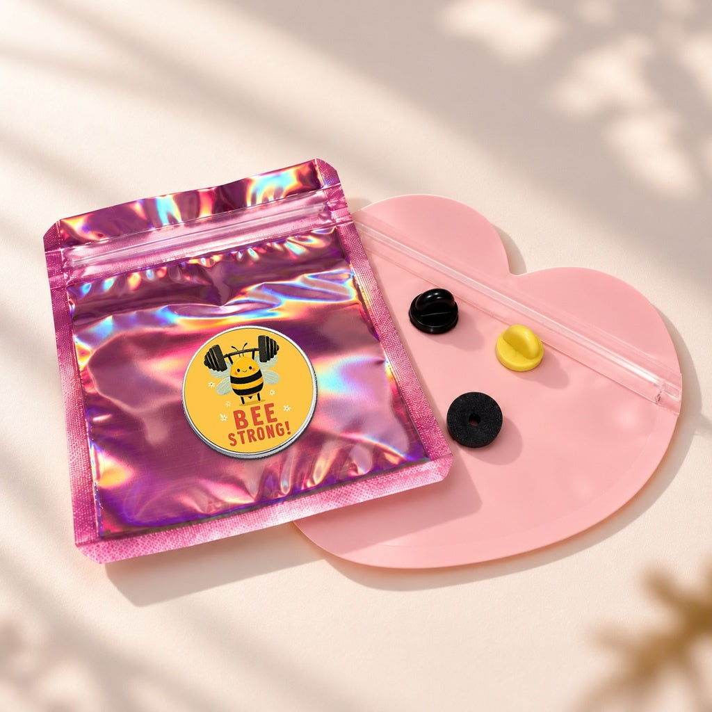 Bee Strong! — pochette