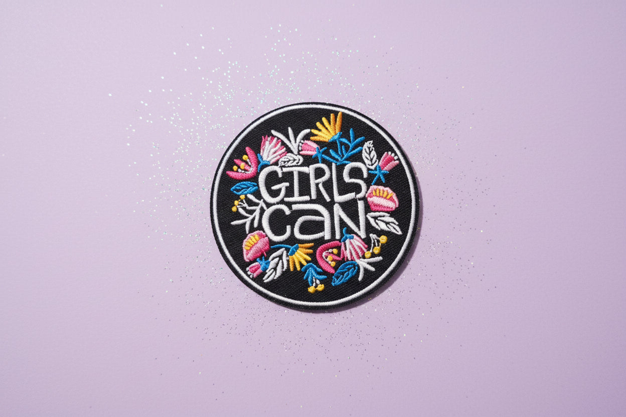 Patch ecusson (thermocollant) "Girls can"